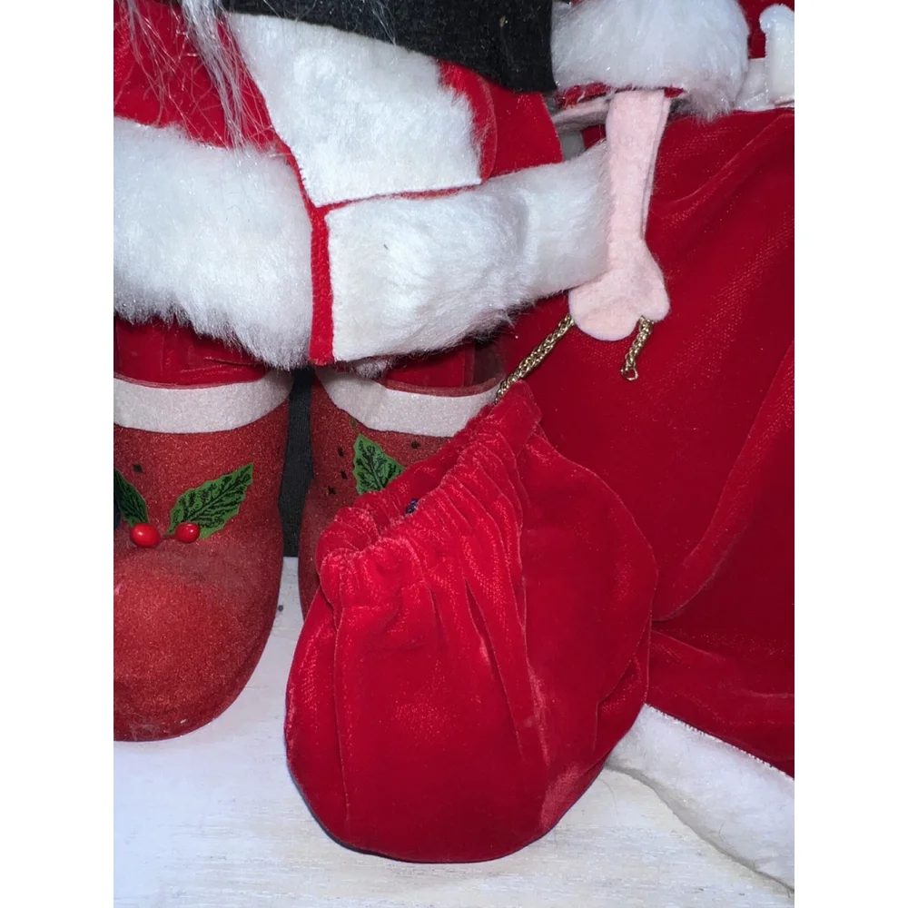 Vintage Handmade Santa & Mrs. Claus Dolls Figures Christmas Decor ~13.5 & 12.5” - Picture 5 of 5